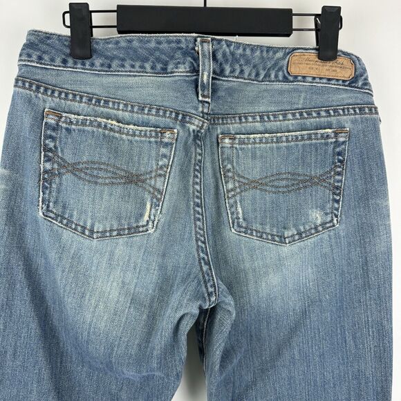 Abercrombie & Fitch Vintage Women's Flare Light Wash Low Rise Jeans Size 4R - Picture 11 of 16